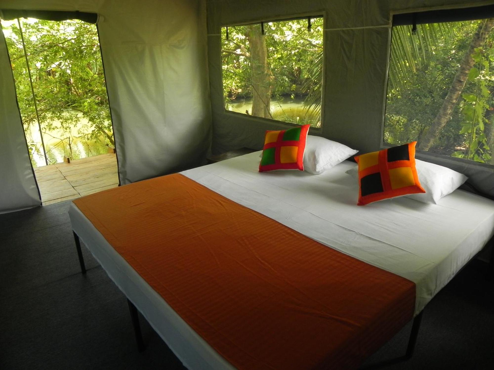 达瓦拉维 Makulu Safari Camping酒店 外观 照片
