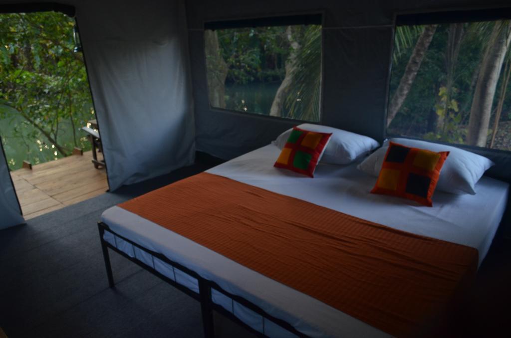 达瓦拉维 Makulu Safari Camping酒店 外观 照片