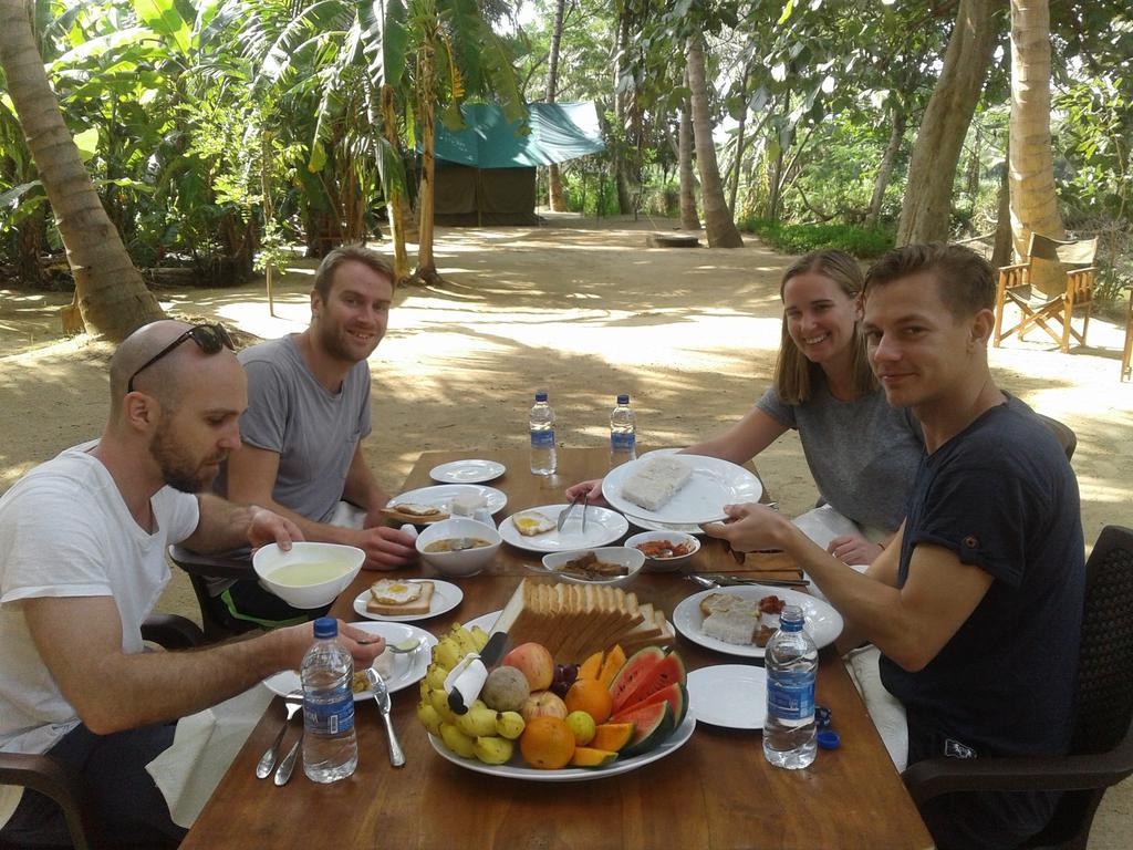 Makulu Safari Camping 达瓦拉维 外观 照片